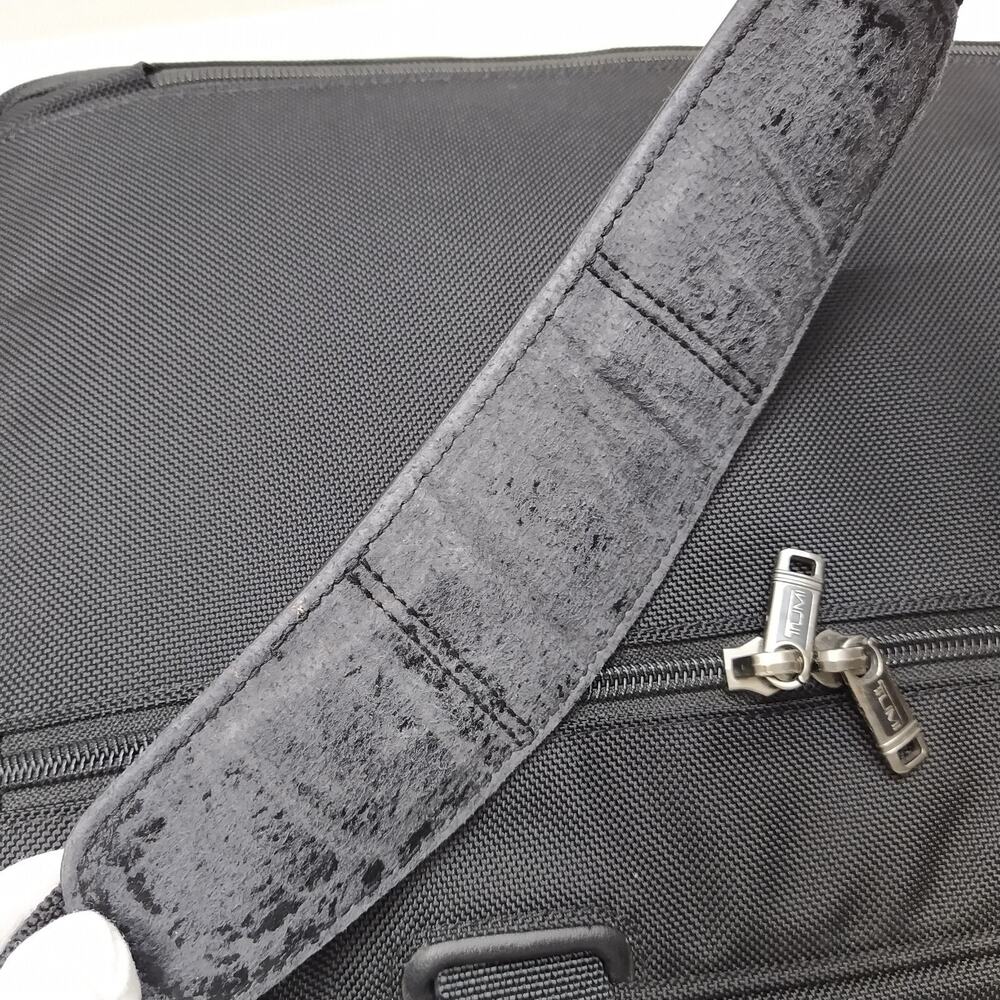 Tumi 2 Way Black Nylon Zipper Around Laptop Briefcase Messenger Bag - Picture 8 of 16